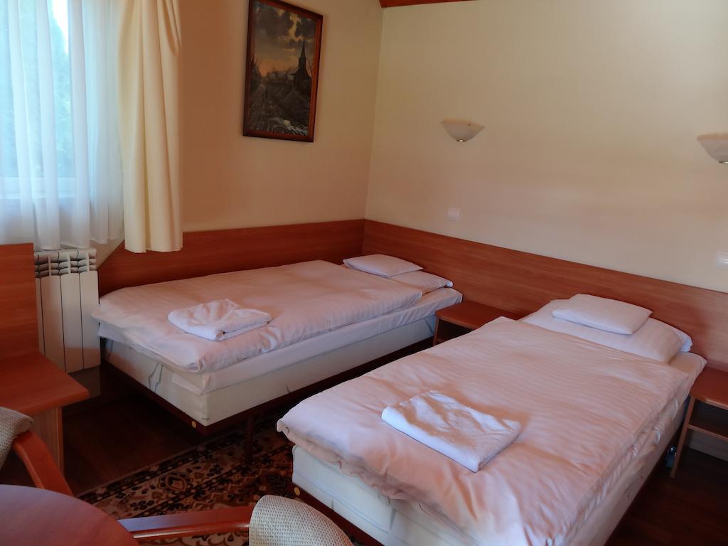 Motel Comet Przeźmierowo Quarto foto