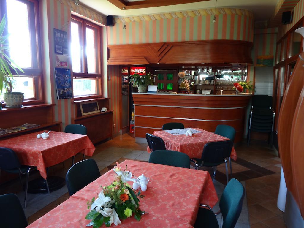 Motel Comet Przeźmierowo Exterior foto